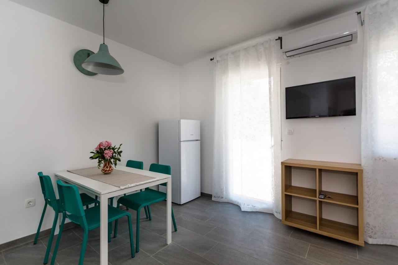Golden Island Apartments Krk Town Exterior foto