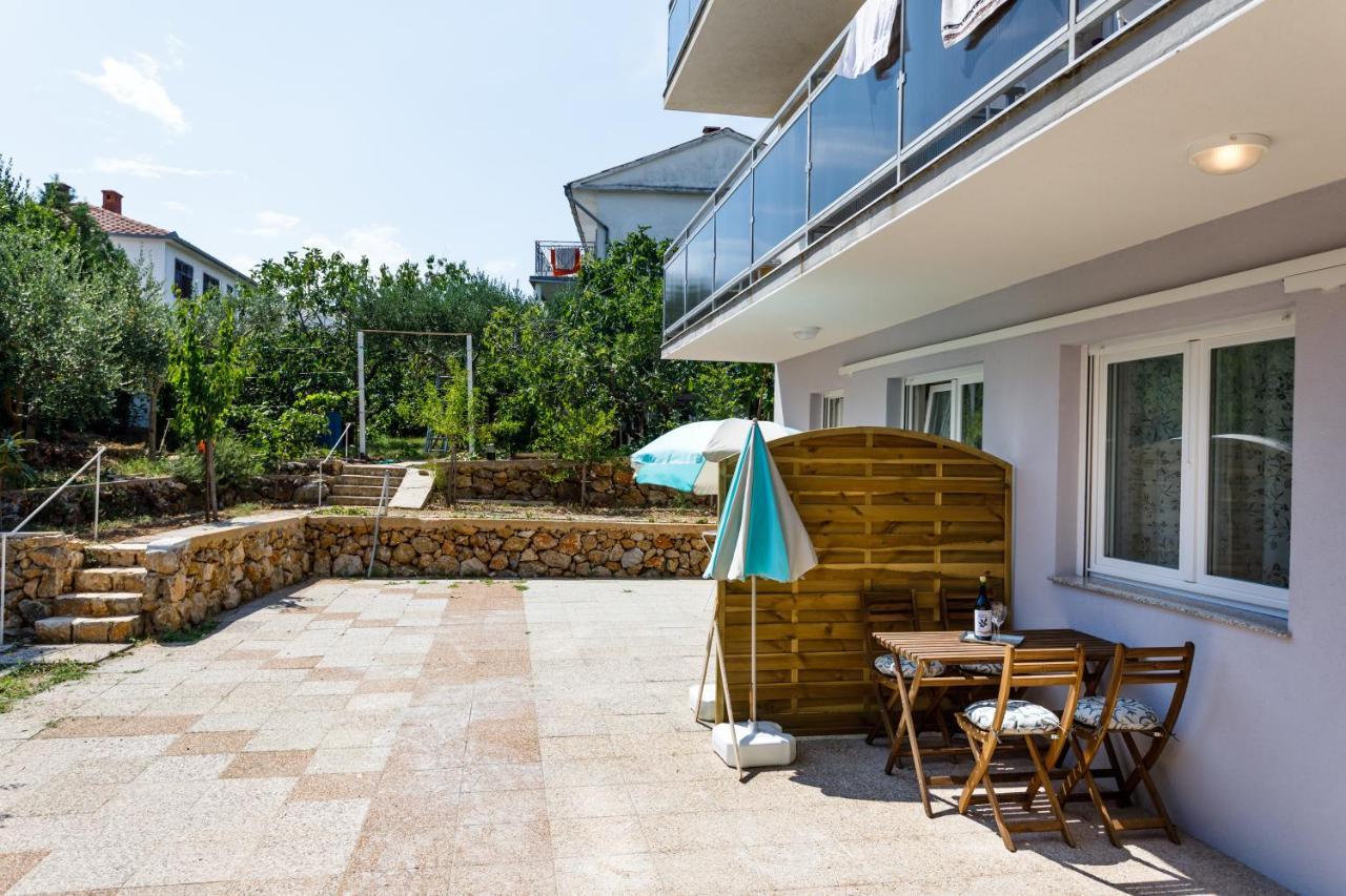 Golden Island Apartments Krk Town Exterior foto