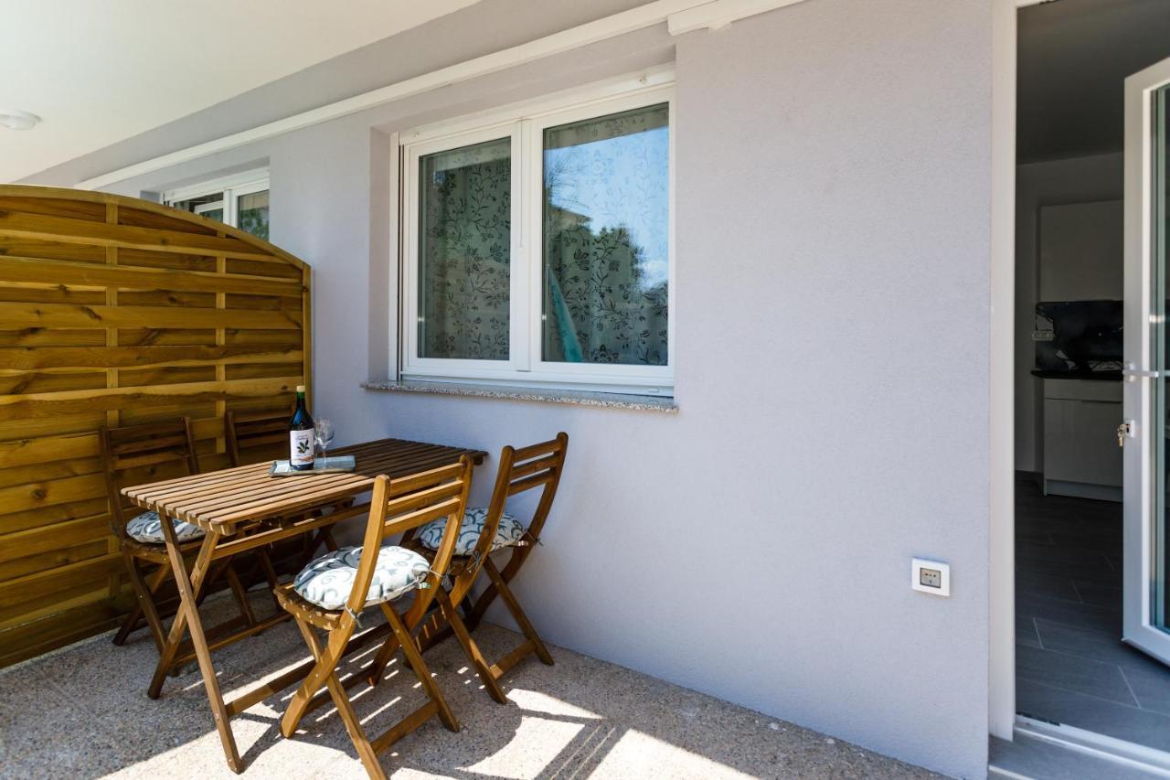 Golden Island Apartments Krk Town Exterior foto